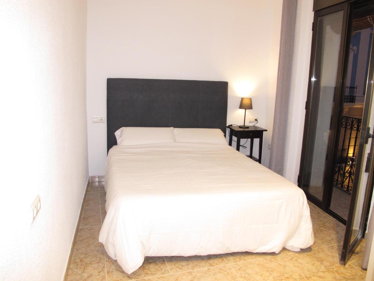 Apartamentos Romero Alicante Dış mekan fotoğraf