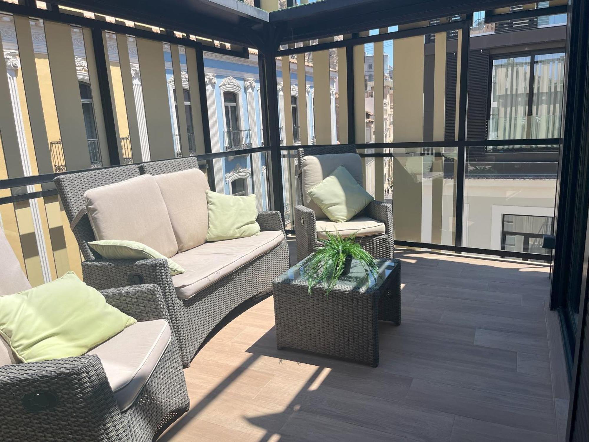 Apartamentos Romero Alicante Dış mekan fotoğraf
